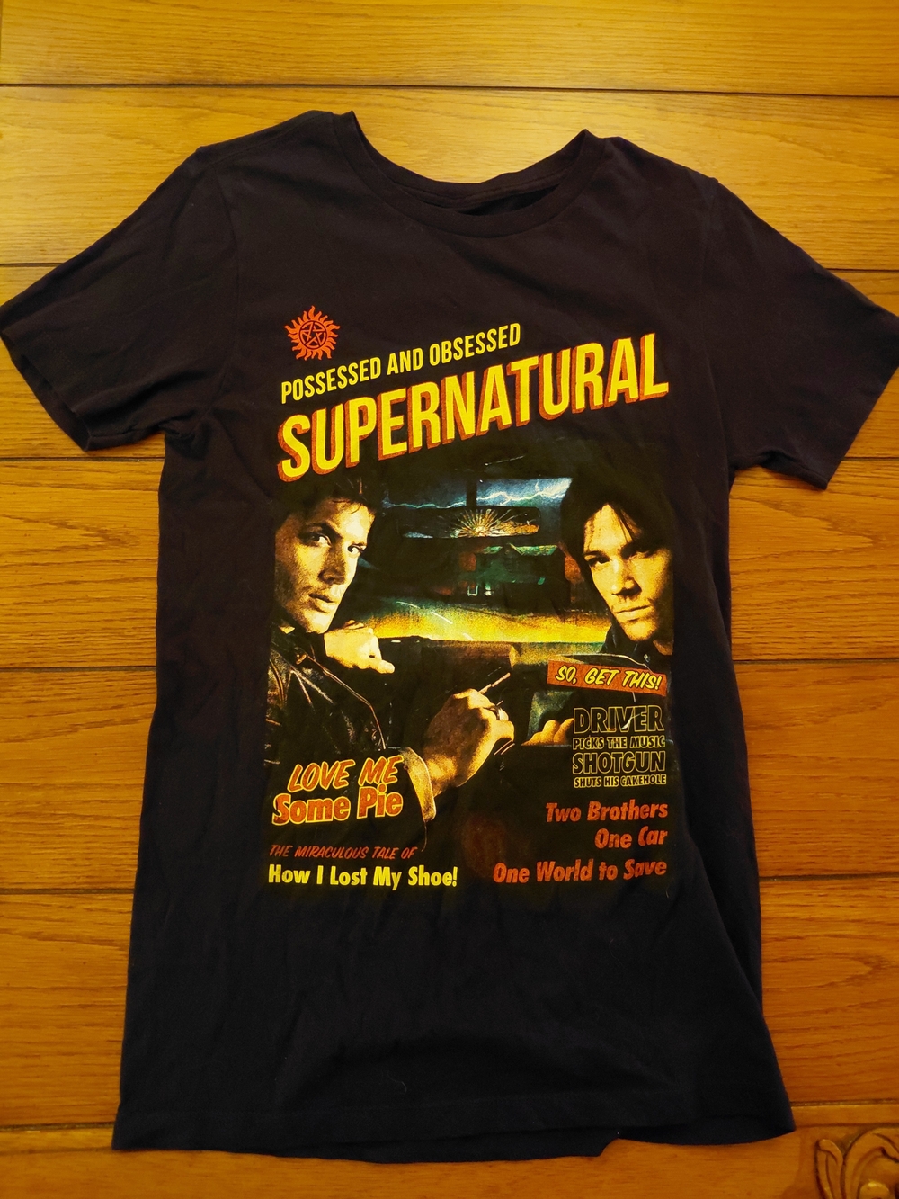 Hot Topic Supernatural "Possessed and Obsessed" Tour T-Shirt, Size S